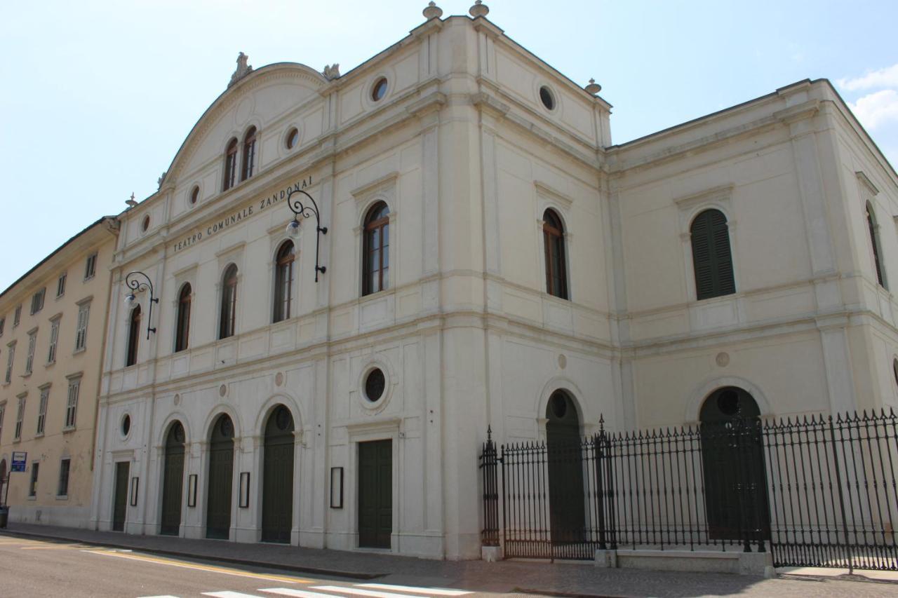 B&B Color Rovereto Rovereto  Bagian luar foto