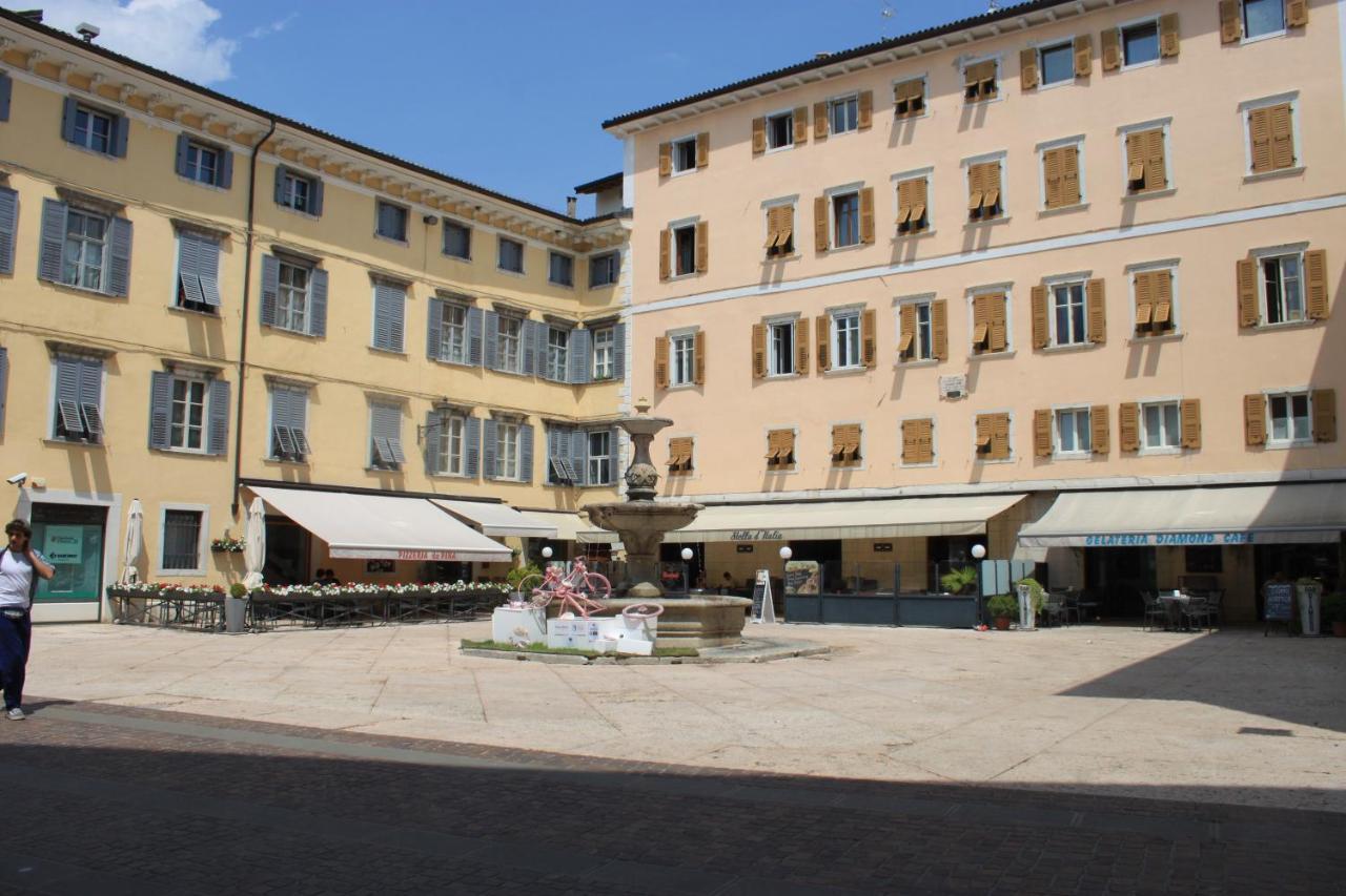 B&B Color Rovereto Rovereto  Bagian luar foto