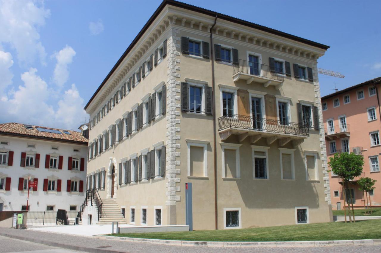 B&B Color Rovereto Rovereto  Bagian luar foto