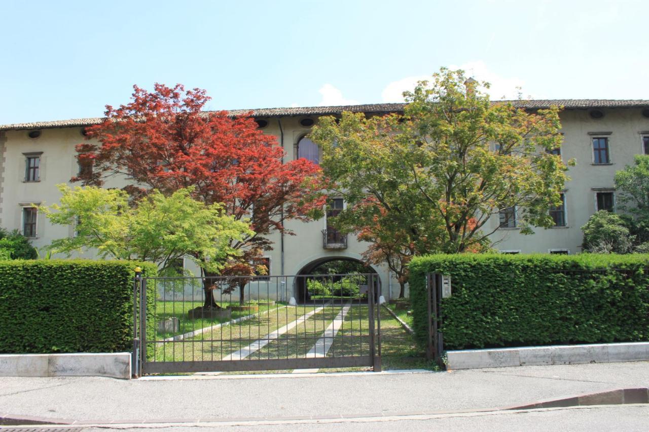 B&B Color Rovereto Rovereto  Bagian luar foto